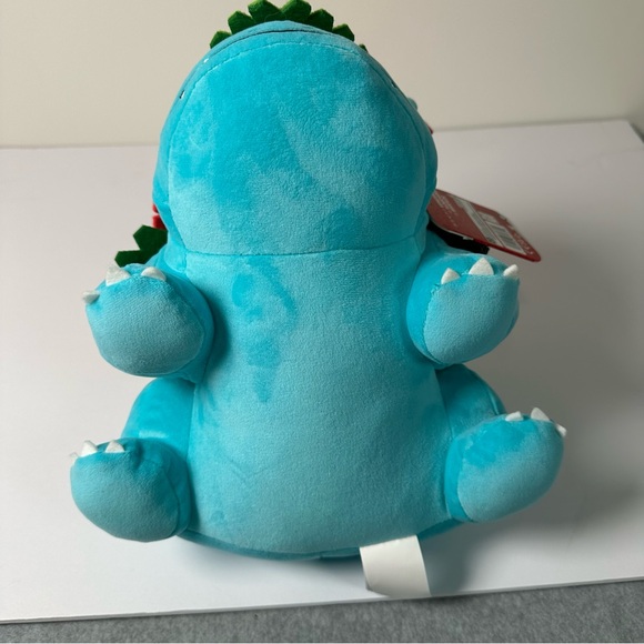 Pokemon Venusaur Plush - Green, Red, Blue - Picture 4 of 6